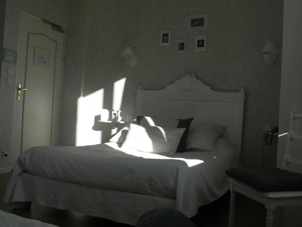 La Ferme Des 3 Maillets Hotel Avaray Phòng bức ảnh
