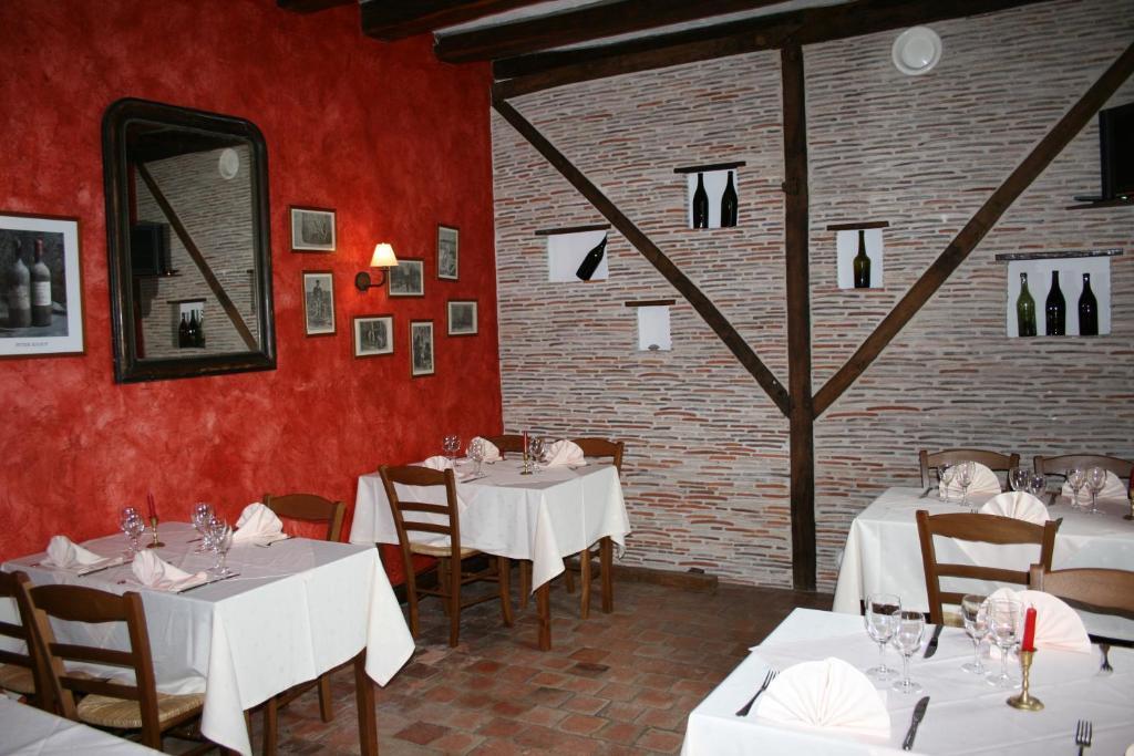La Ferme Des 3 Maillets Hotel Avaray Ngoại thất bức ảnh